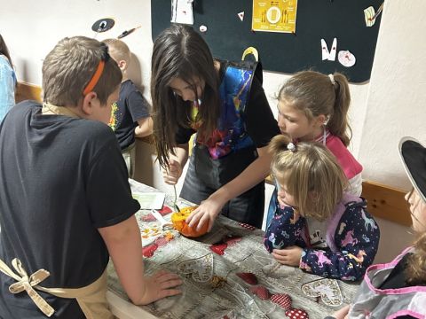 galleries/17018/halloween-2/img-3353